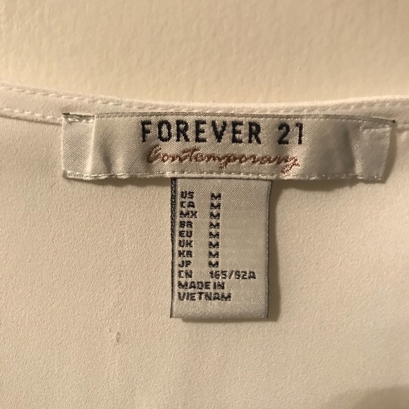 White blouse - Picture 2 of 2